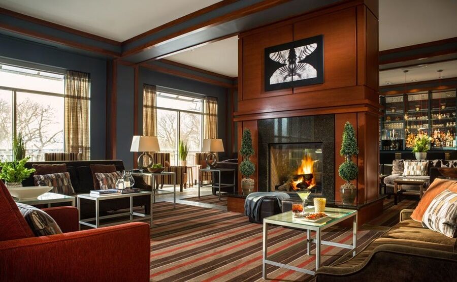 Отель Courtyard By Marriott Бёрлингтон Экстерьер фото